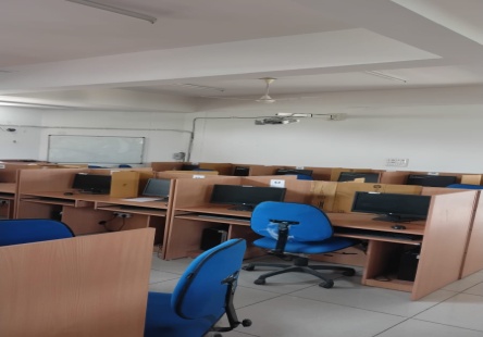 Central Computing Facility Lab photograph 1